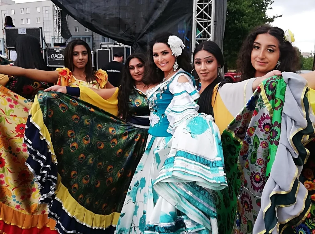 zespół Cygańskie Czary festyn plenerowy